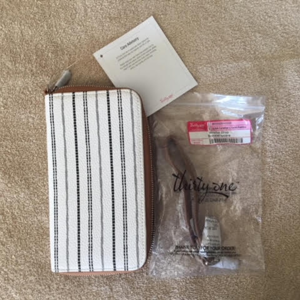 Thirty-One Wallet